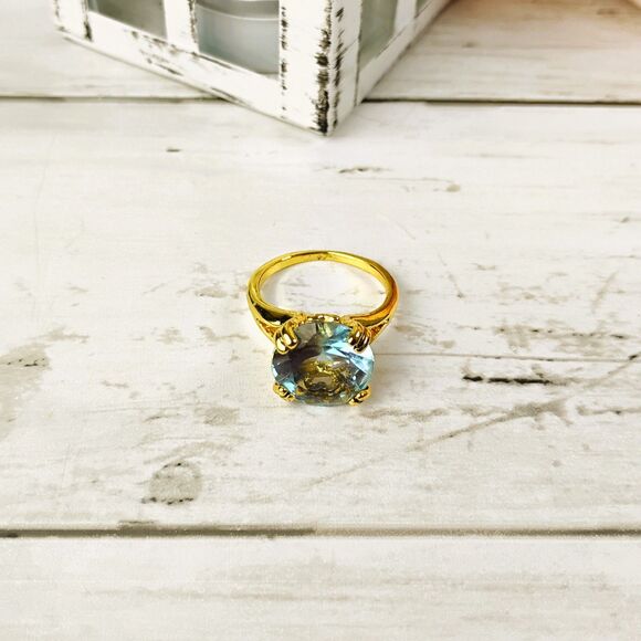 Large Light Blue Stone Gold Tone Ring Size 8.5 Cocktail, Elegant, Chic NEW - Picture 3 of 6